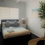 Three Palms Apartments Unit 4