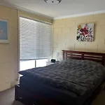 Esperance Travellers Inn