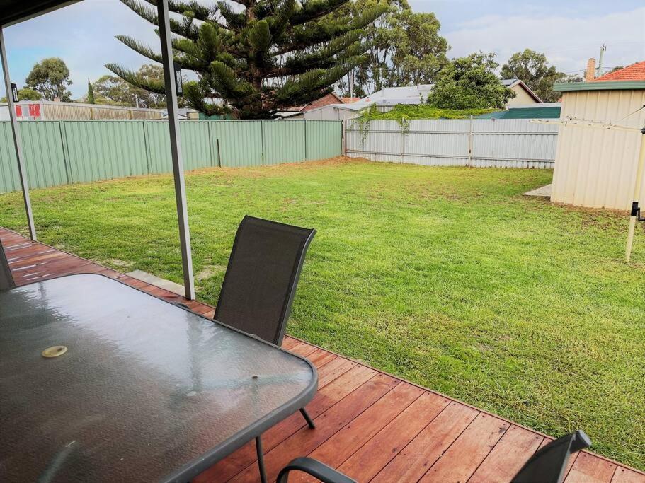 Holiday home Six By The Esperance