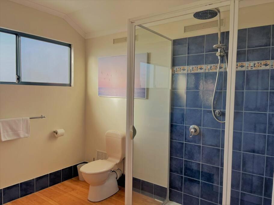 The Oceanaire * Esperance