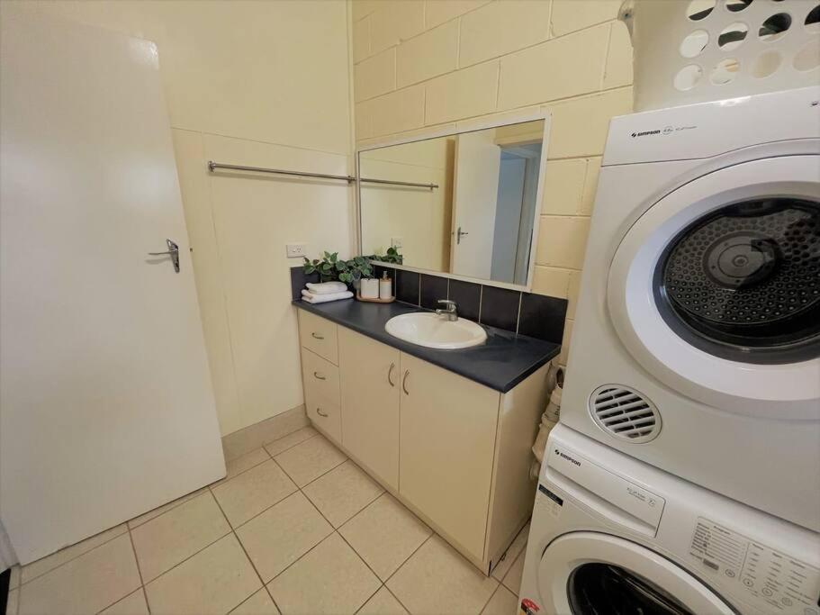 Three Palms Unit 2 Esperance