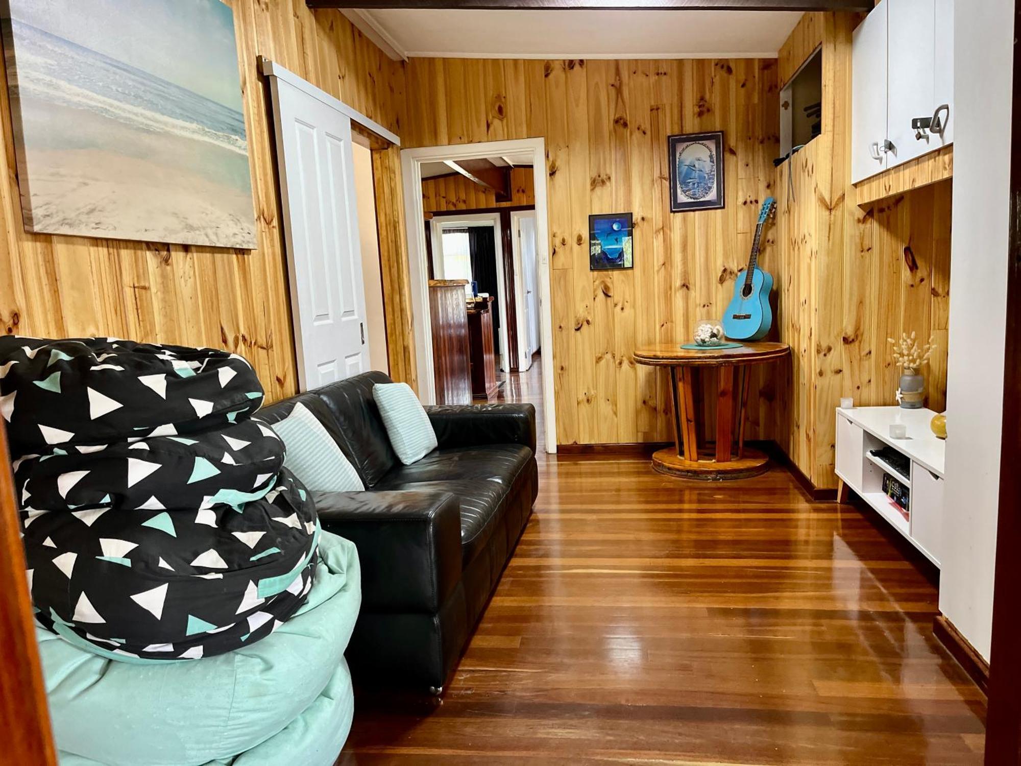 Holiday home Rustic Retreat *
