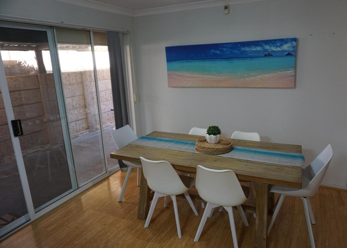 Serene Abode At West Holiday home