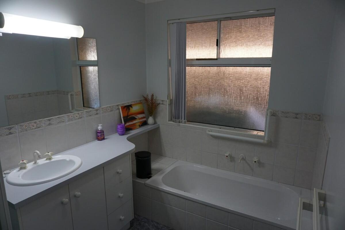 Serene Abode At West Esperance