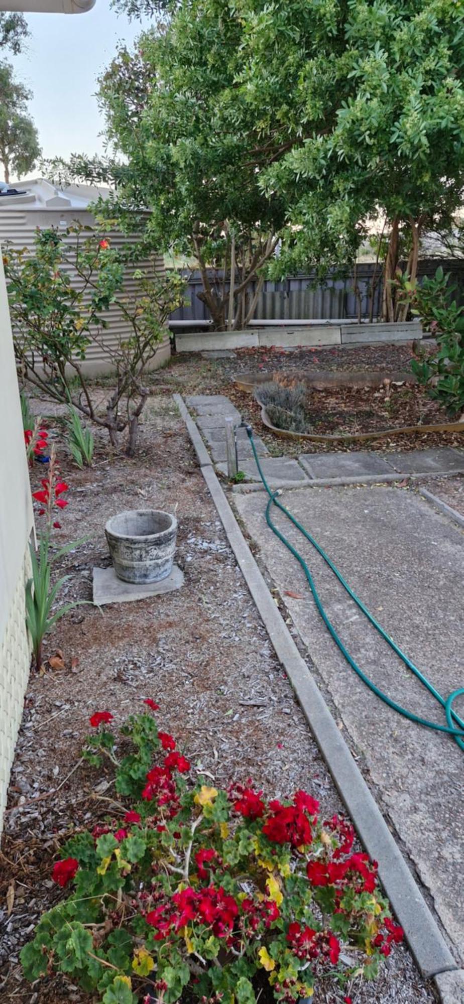 Private For Couple In Country house Esperance