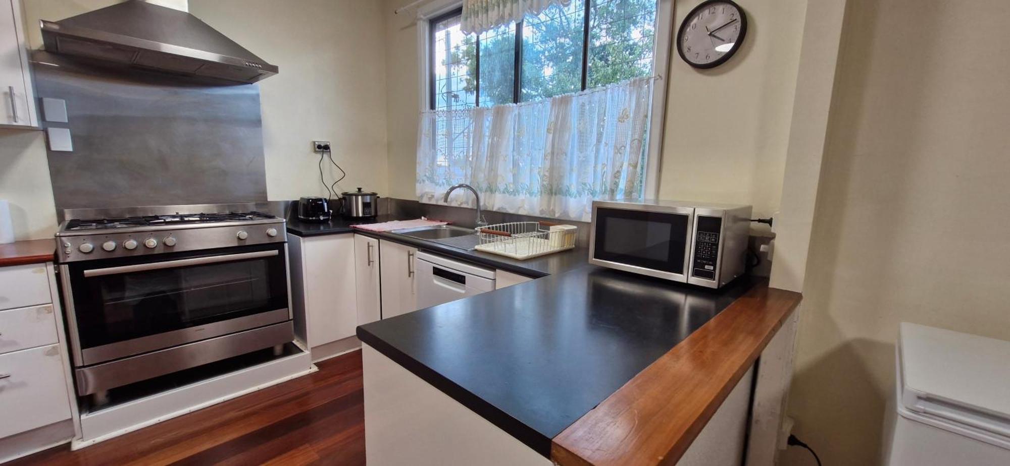 Homestay Budget Friendly Couple