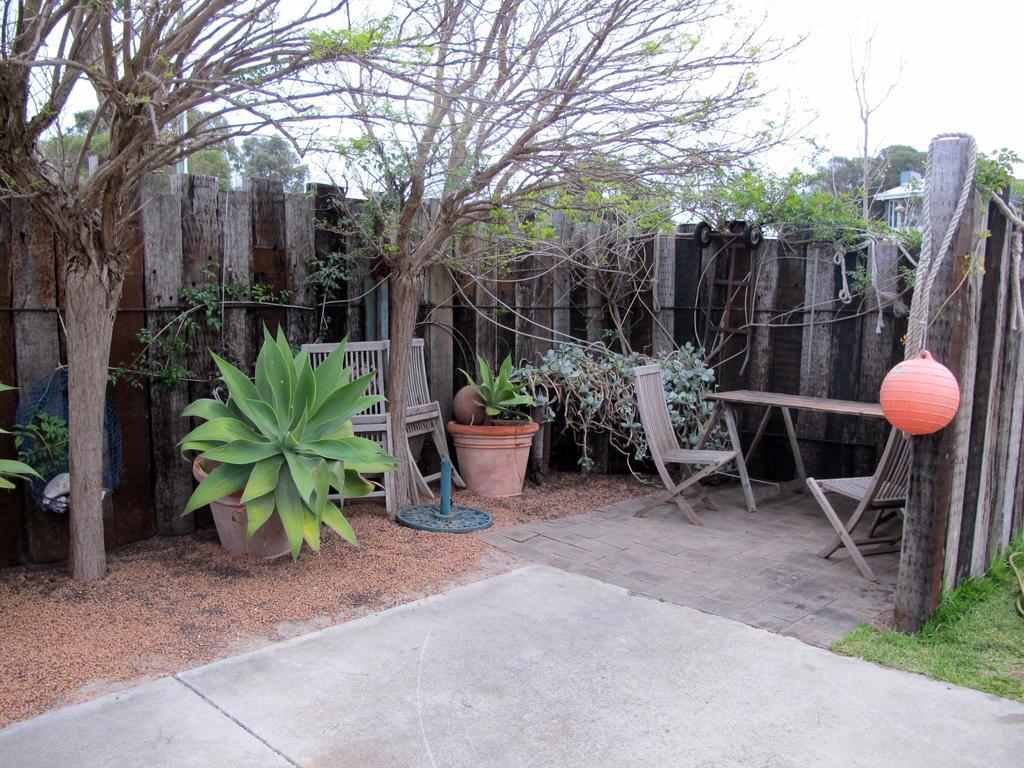 Layton Street Apartment