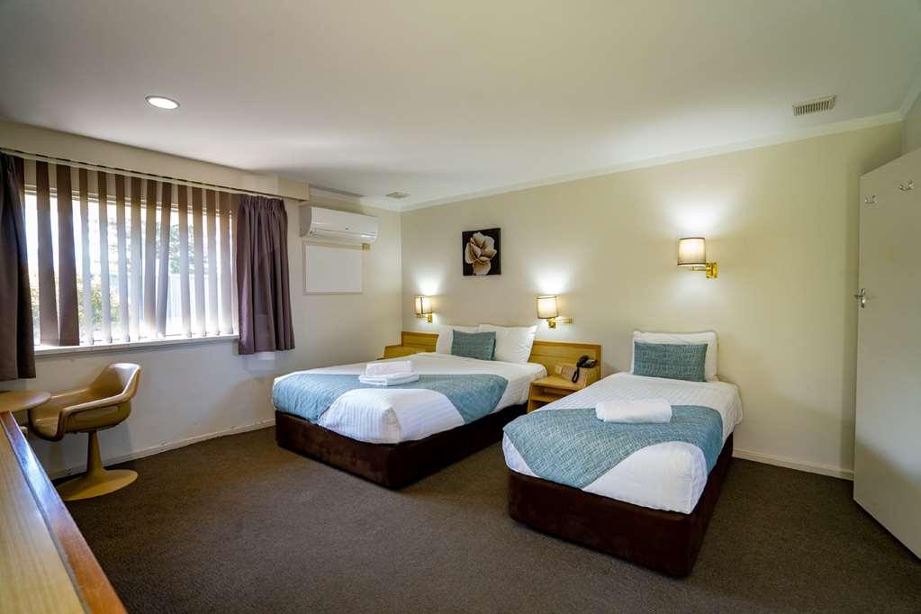 Motel Hospitality Surestay Collection By Western (adults Only) 3*