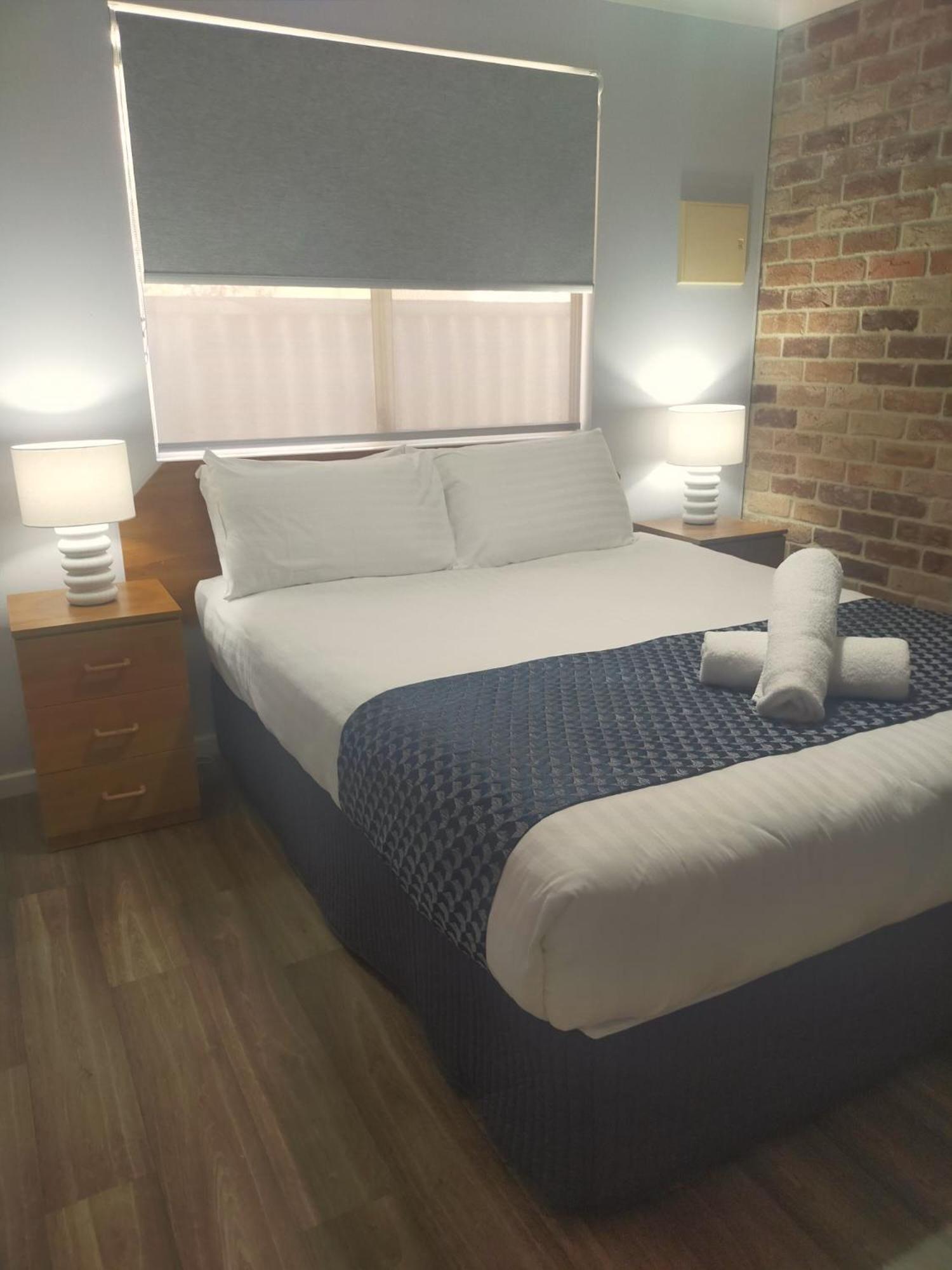 Bayview Motel 3*