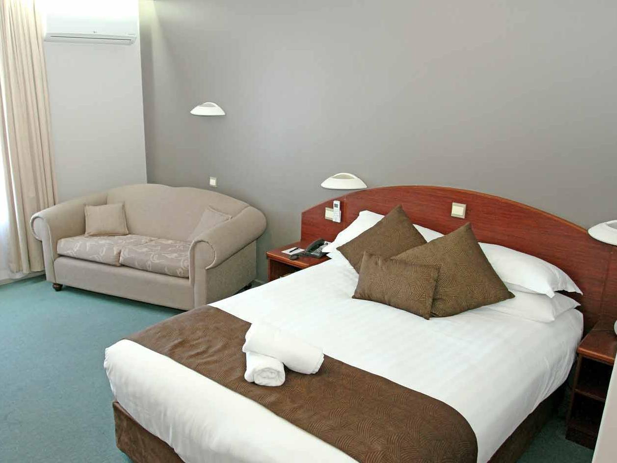 Hospitality Surestay Collection By Western (adults Only) Motel Esperance
